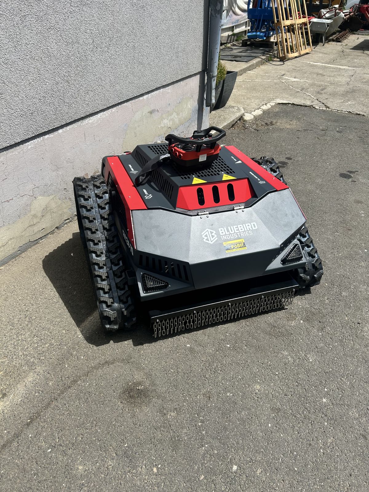 Bluebird BLUEBIRD FM24-70 1