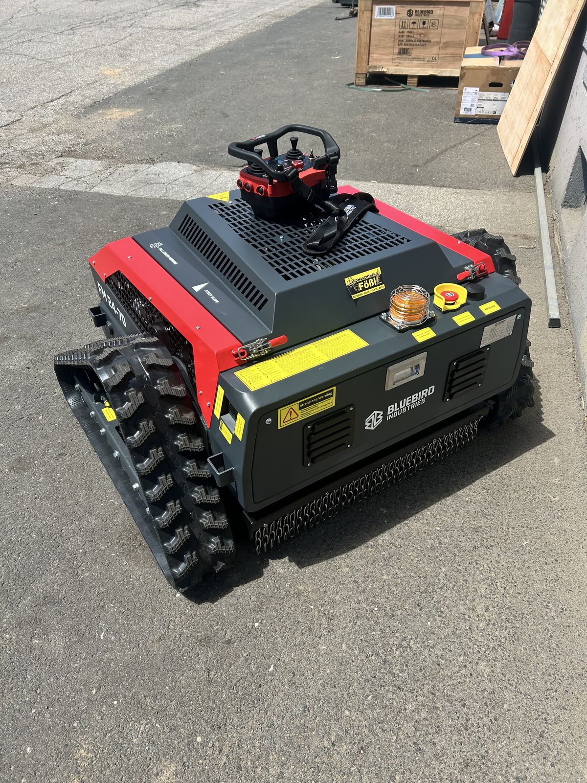 Bluebird BLUEBIRD FM24-70 3