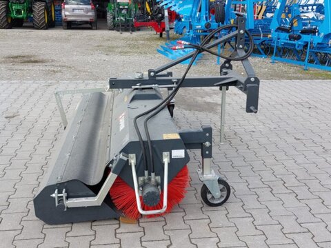Saphir FKM 231 Kehrmaschinen Schlepper & Stapler
