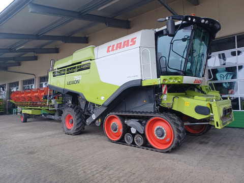 CLAAS LEXION 750 TT TerraTrac + V 770