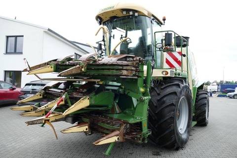 <strong>Krone BiG X 600</strong><br />