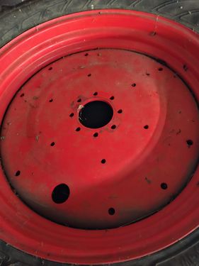 Mitas 2 Stück Mitas: 540/65R38 mit Felgen