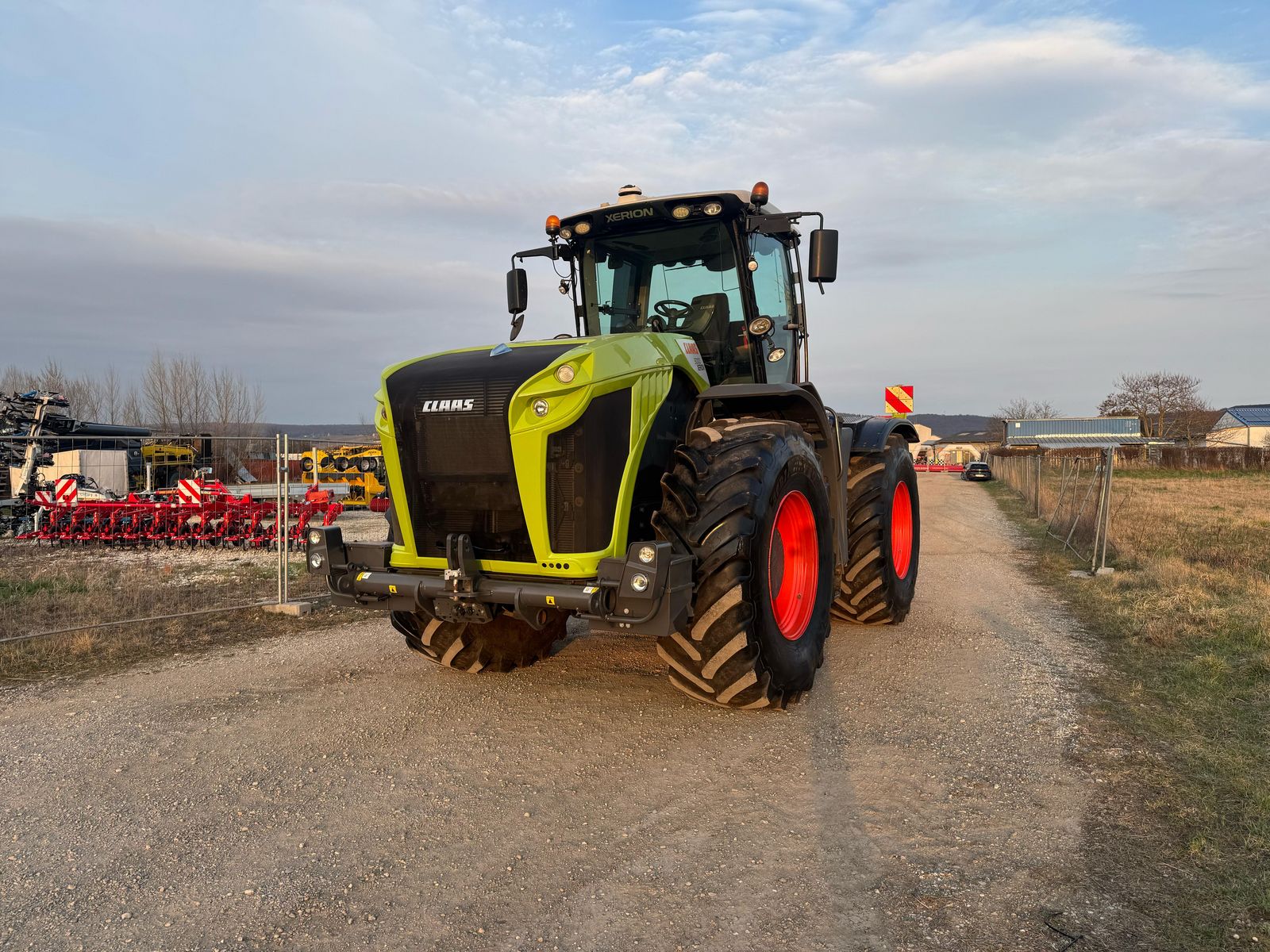 Claas Xerion 5000 Trac VC 1