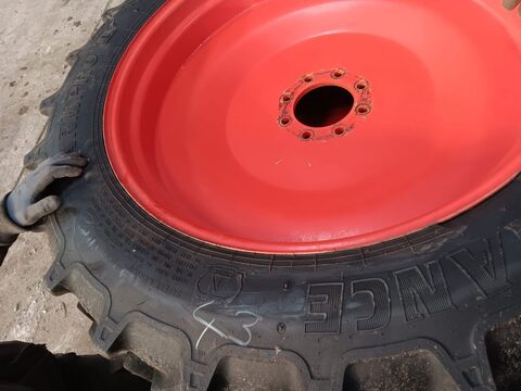 2 Stück Alliance: 320/85R36 mit Felgen (Kopie)