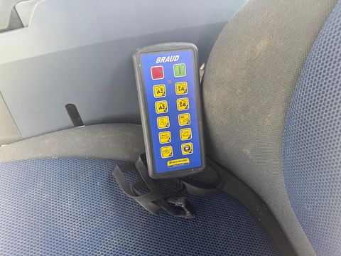 4665-af66eeeaf4d9744170e20bcdf34030d0-5905042