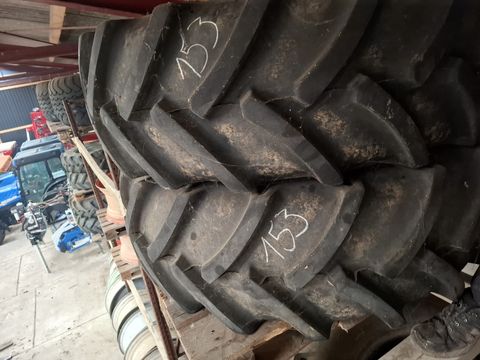 Mitas 2 Stück Mitas 380/70R28 mit Felgen