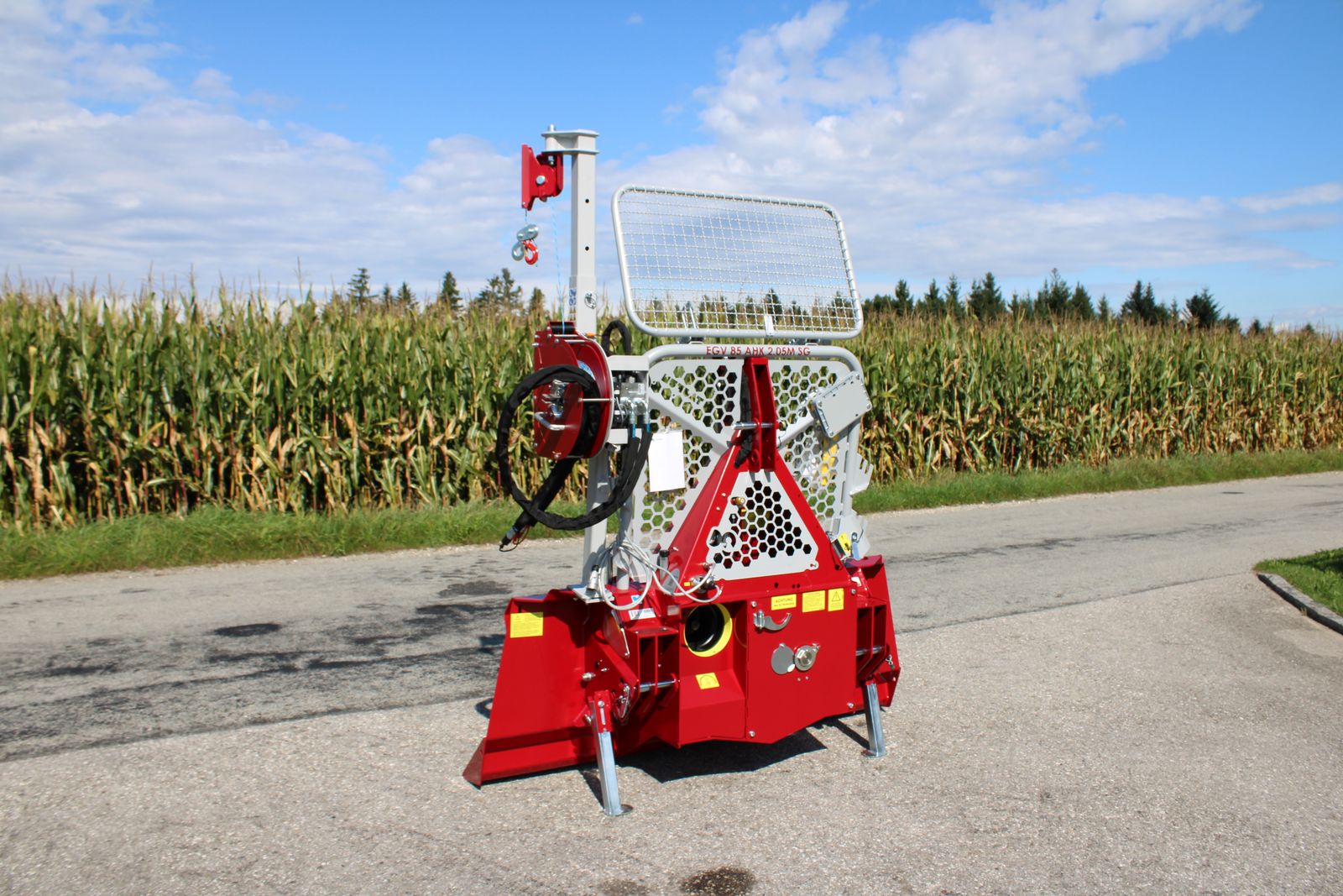 Tajfun Tajfun EGV 85 AHK SG 2,05 mit SOMA Hilfswinde 2