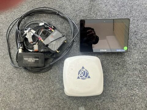 TRIMBLE GFX 750