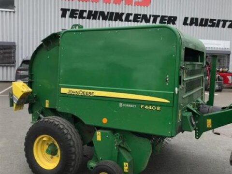 GEBR. PRESSE JOHN DEERE F 440E
