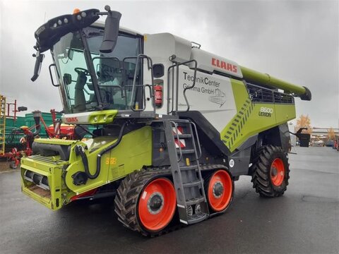 Claas MÄHDR. LEXION 8600TT + V1080 2