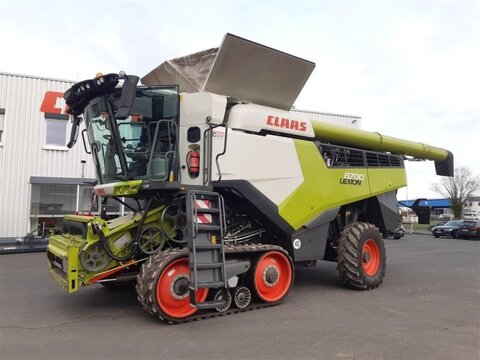 Claas MÄHDRESCHER LEXION 8700TT 2