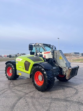 CLAAS Scorpion 7044
