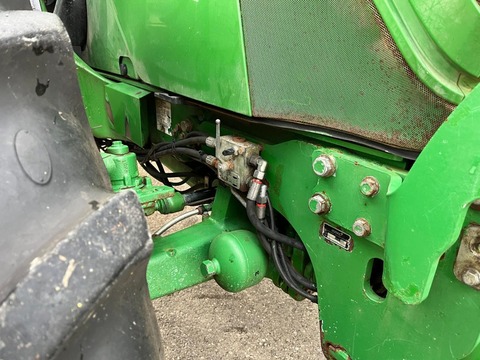 John Deere 6125R