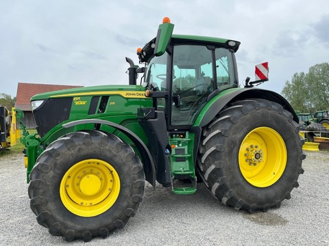 John Deere 6R215 / 6R 215