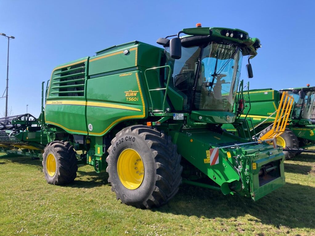 John Deere T560 HM 2