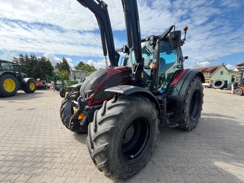Valtra N175