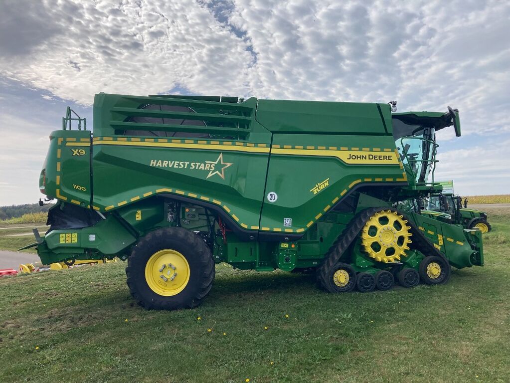 John Deere X9 1100 2
