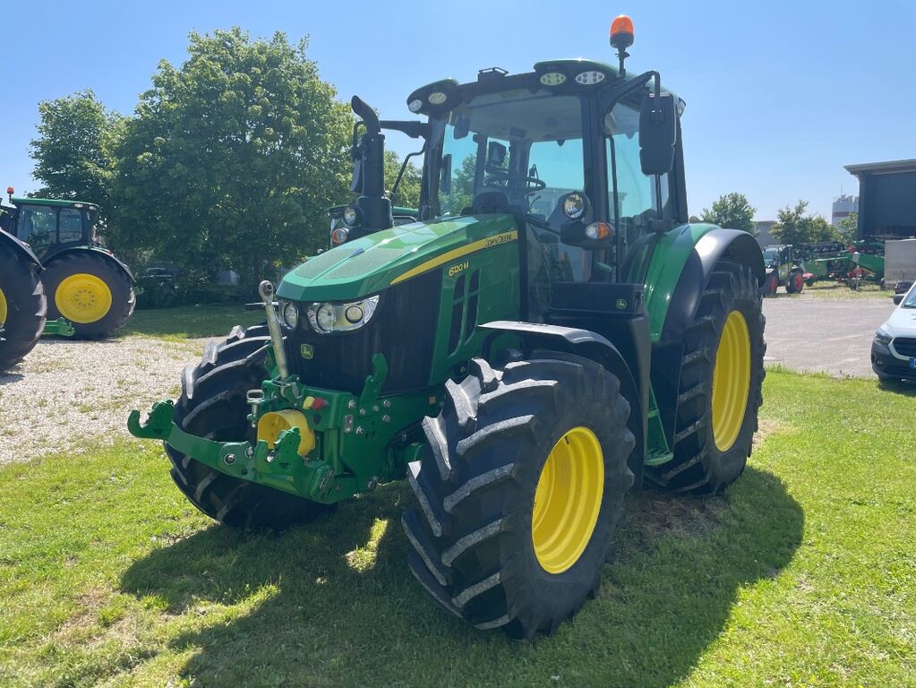 John Deere 6120M 3