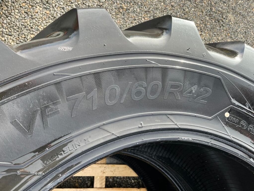 Michelin VF 710/60 R42 AxioBib  2