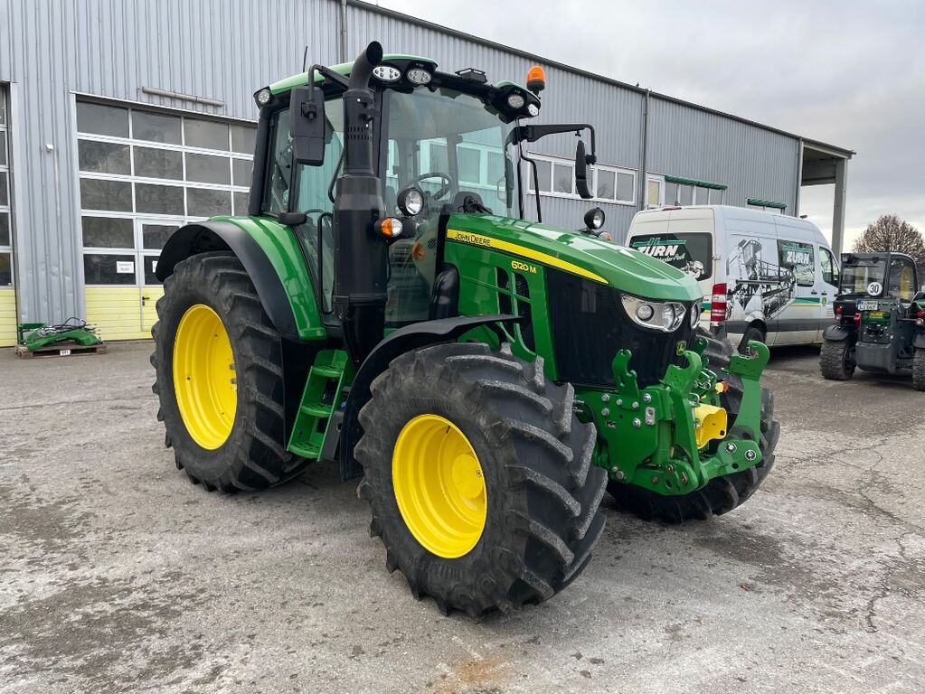 John Deere 6120M 2