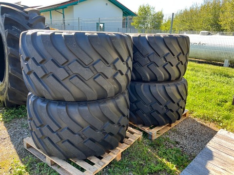 BKT 710/50 R26.5 FL 630 Ultra auf Felge