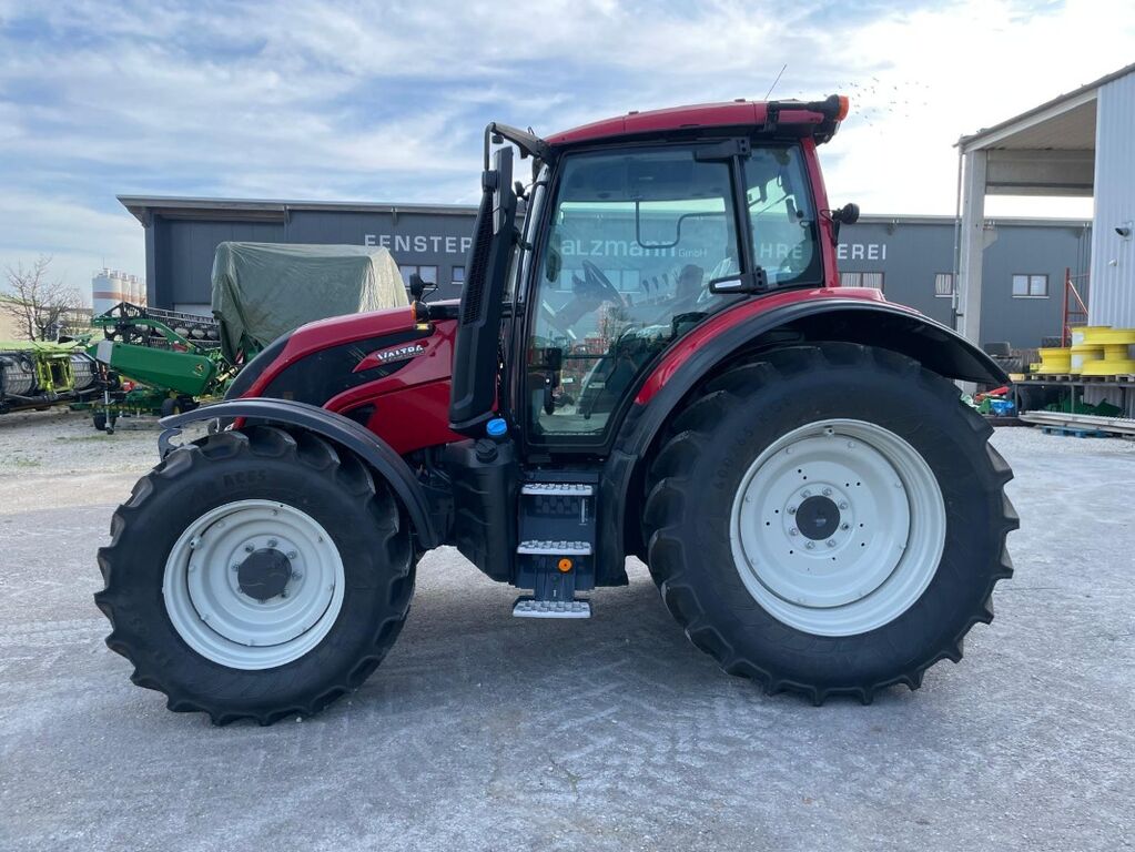 Valtra N154E 2