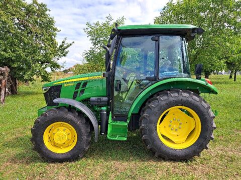 John Deere 5058E mit Klimaanlage