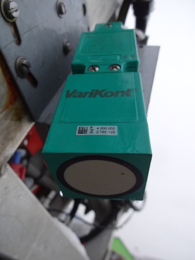 Kuhn DEVERIX 3200 – Sensor für Gestängehöhenführung 2