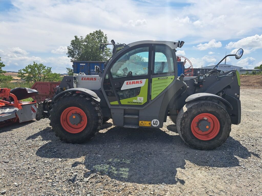 Claas Scorpion 9055 1