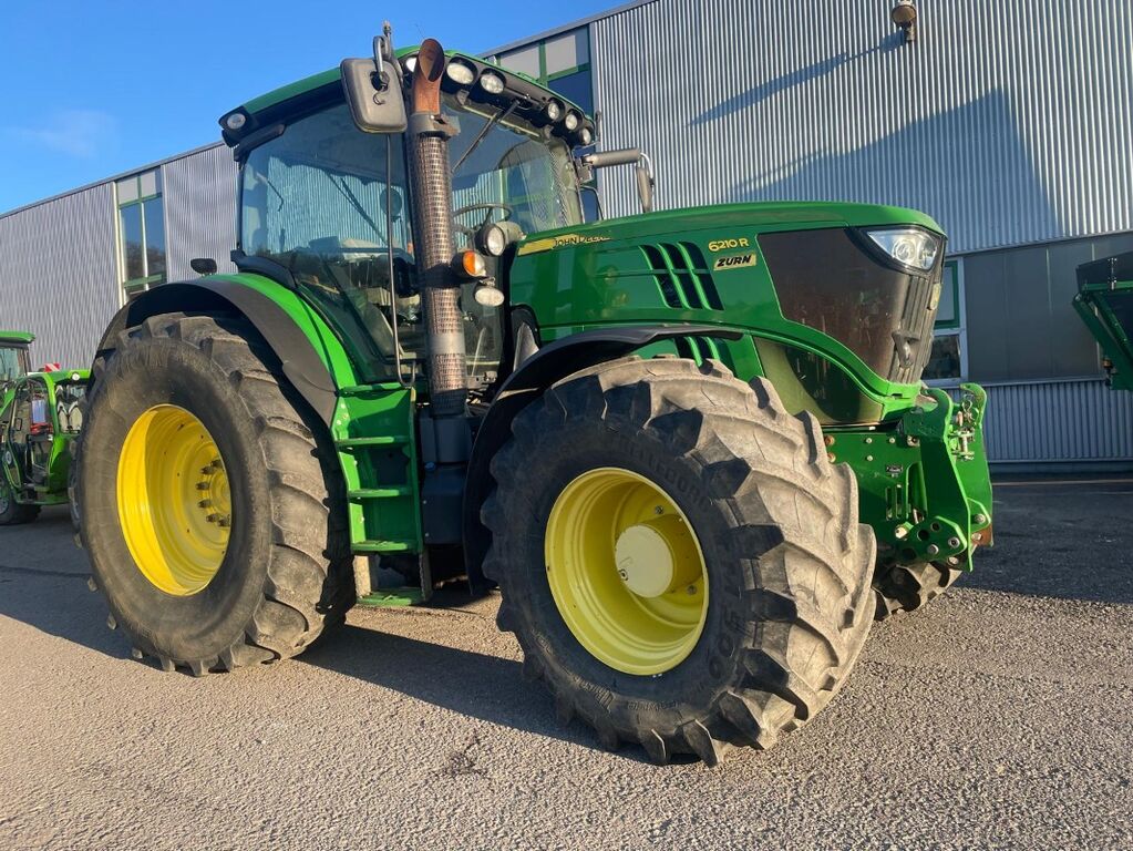 John Deere 6210R 2