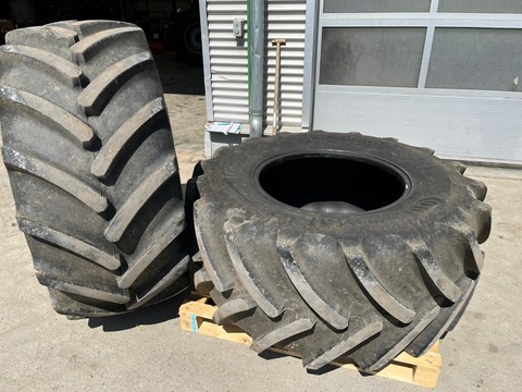 600/65 R28 Continental 