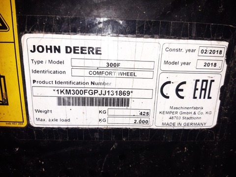John Deere 8400