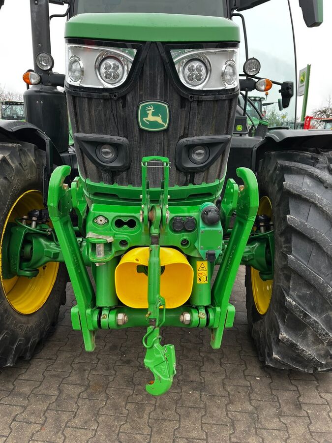 John Deere 6R185 2