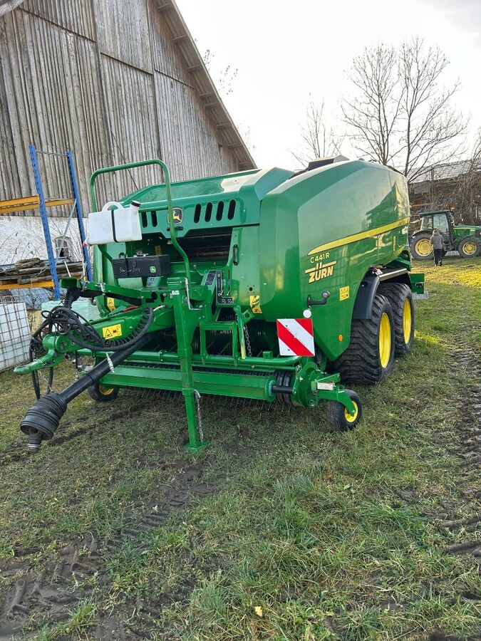 John Deere C441R 2