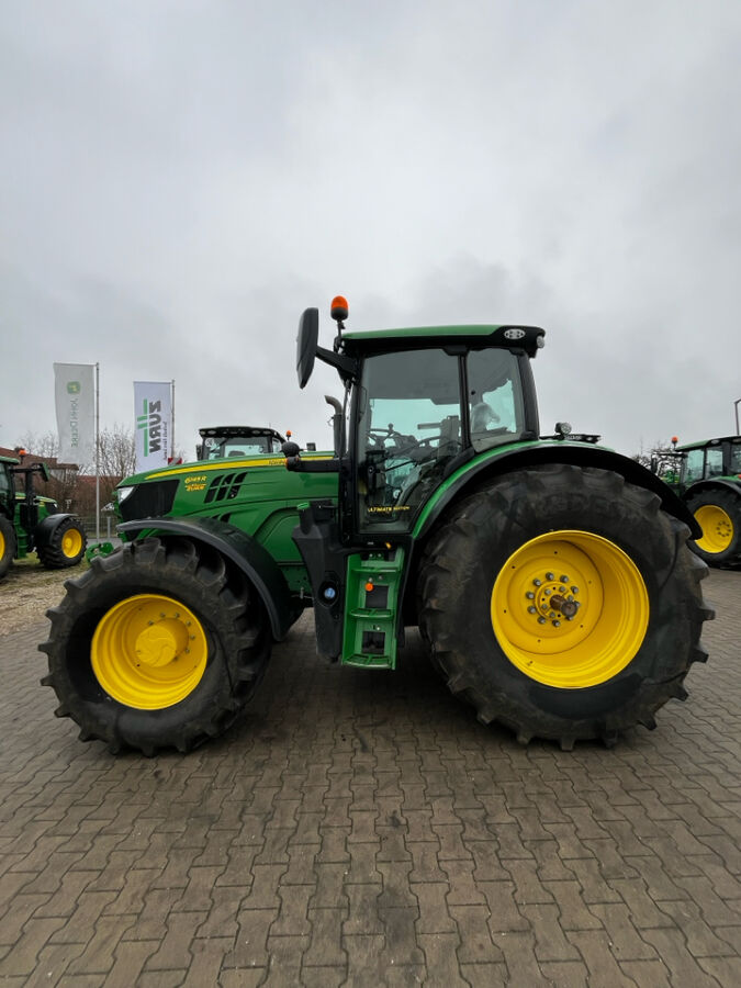 John Deere 6145R 2