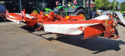 Kuhn FC 883 Lift Control
