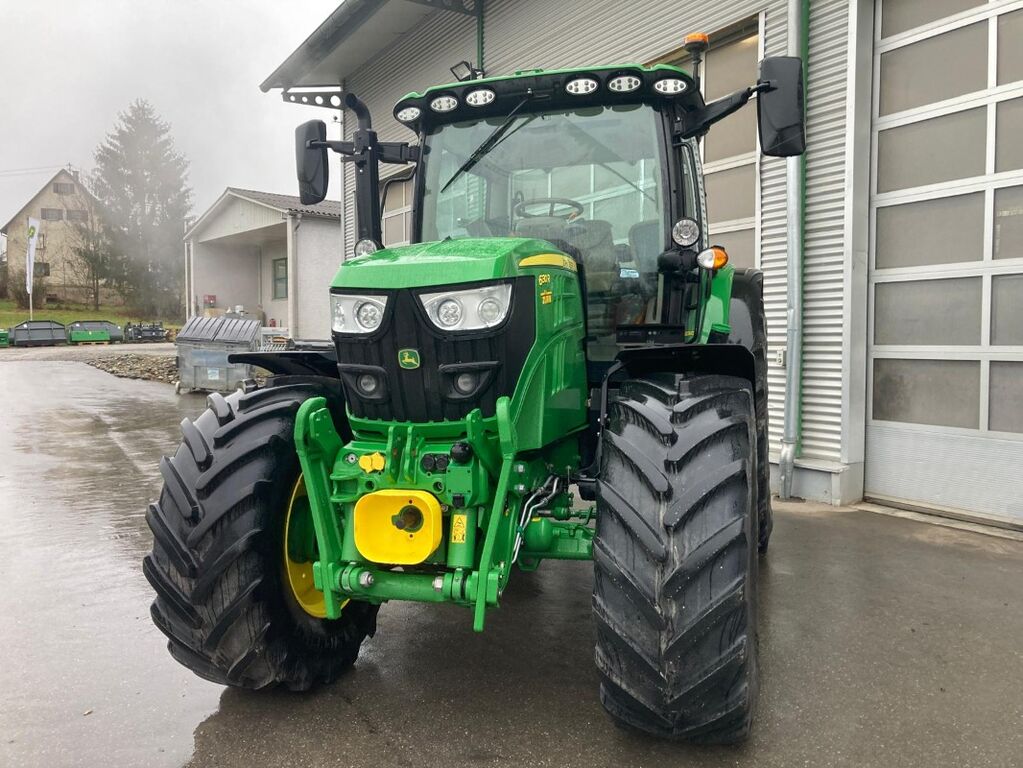 John Deere 6130R 3