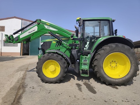 John Deere 6195M im Kundenauftrag