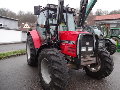 Massey Ferguson MF6140A