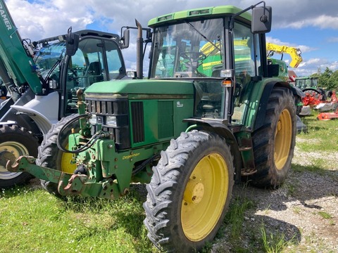 John Deere 6400