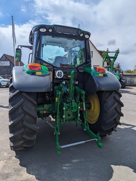 John Deere 6100M