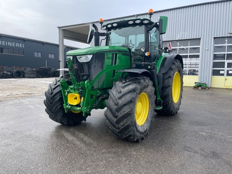 John Deere 6R195