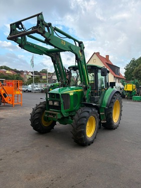 John Deere 6220SE