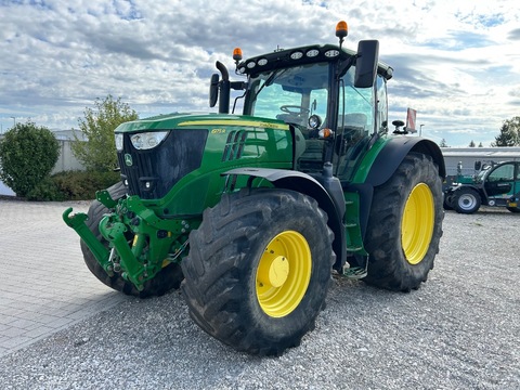 John Deere 6175R