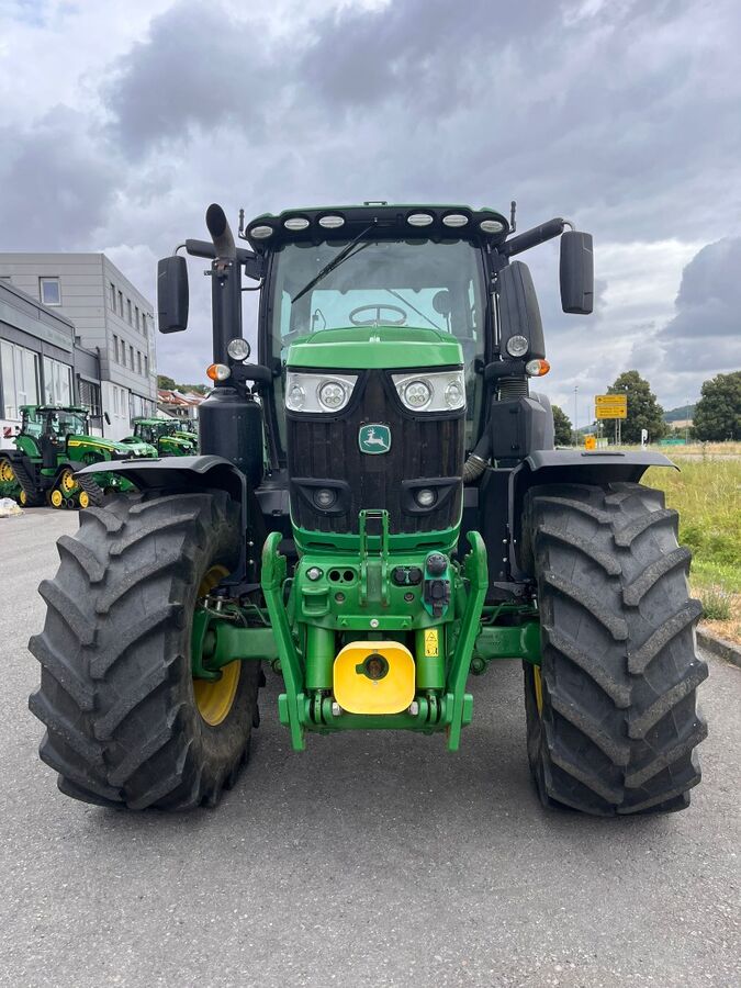 John Deere 6250R 2