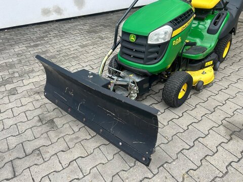 John Deere X155R 2