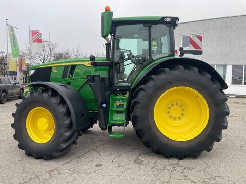 John Deere 6R 215 2