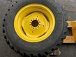 John Deere 300/70-20