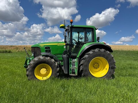 John Deere 7530 Premium 2