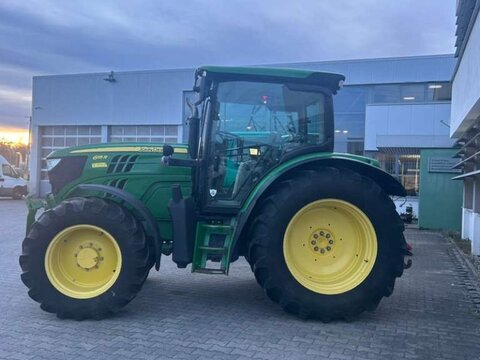 John Deere 6115R 3
